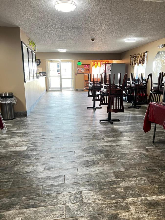 Designer Inn&Suites Toledo Exterior foto