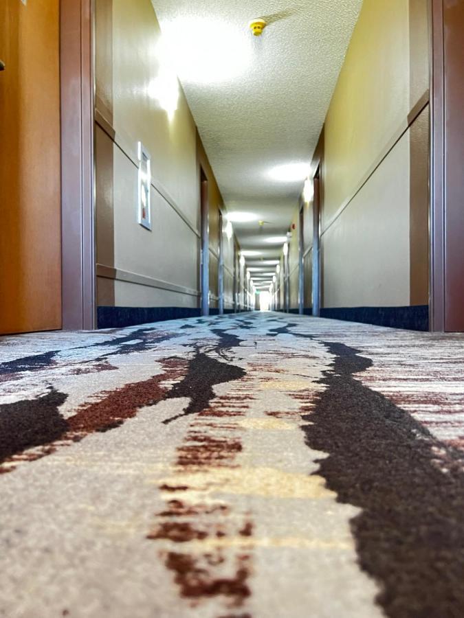 Designer Inn&Suites Toledo Exterior foto