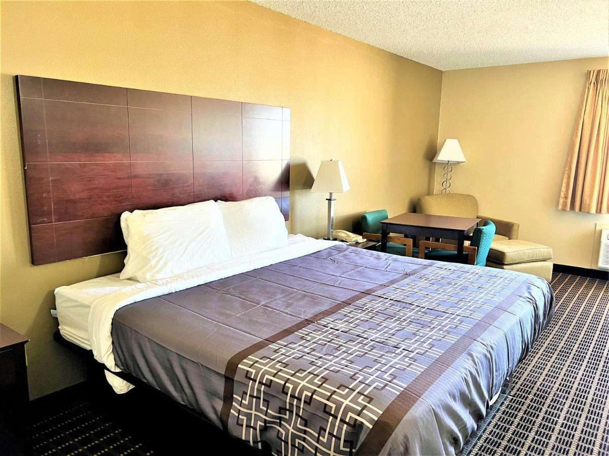 Designer Inn&Suites Toledo Exterior foto